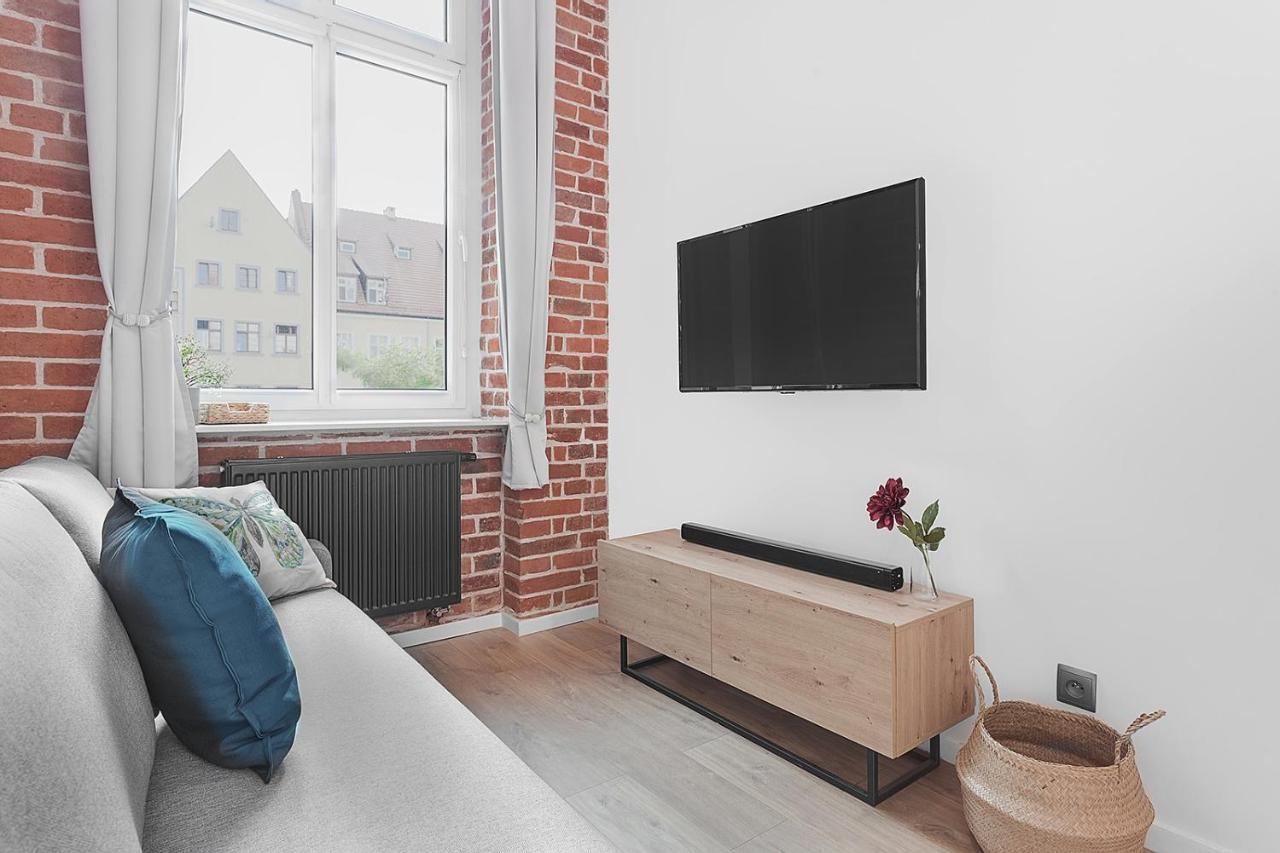 Right In The Heart Of Wroclaw Apartment Exterior photo